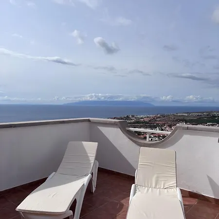 Ocean View Haven, Perla Del Mar Apartment *