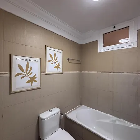 Ocean View Haven, Perla Del Mar Apartment *