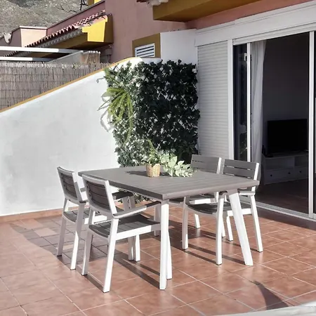 Ocean View Haven, Perla Del Mar