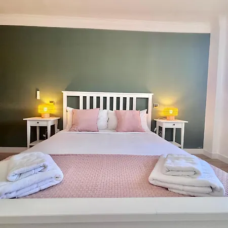 Ocean View Haven, Perla Del Mar