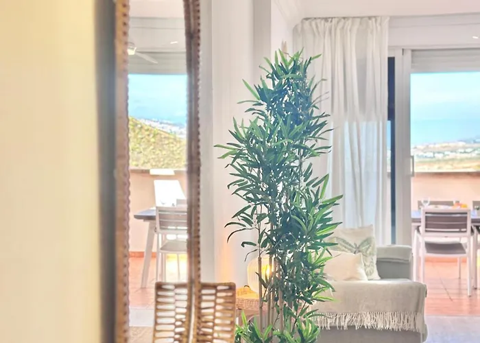 Ocean View Haven, Perla Del Mar