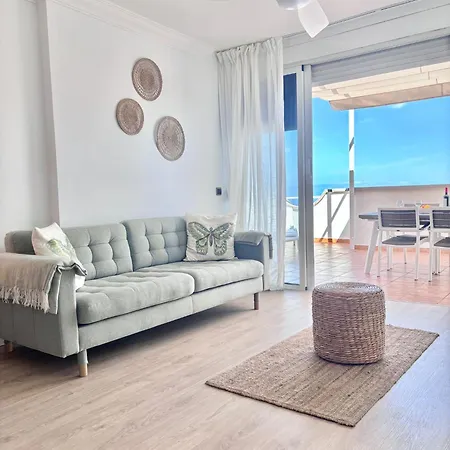 Ocean View Haven, Perla Del Mar 公寓 阿德耶